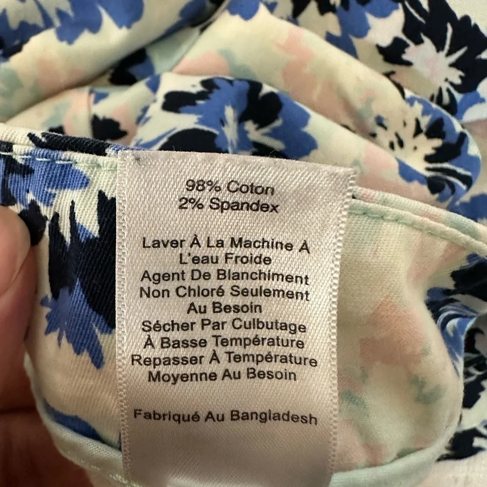 Talbots Floral Women Shorts - Blue and Cream🌴☀️